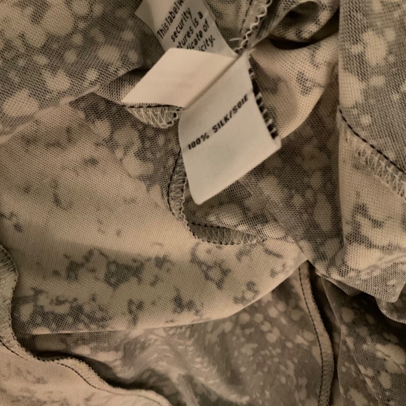 Diane Von Furstenberg Classic Wrap Dress - Picture 4 of 11